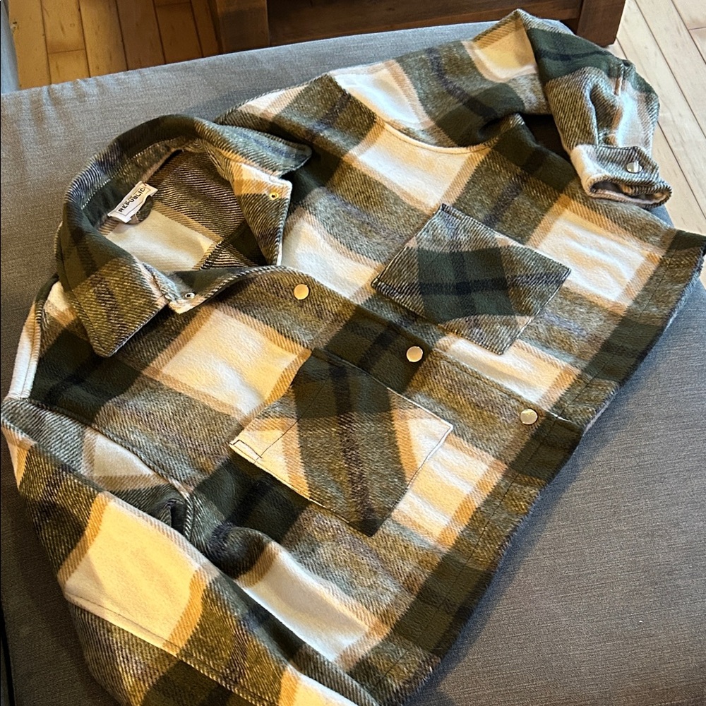 Plaid Cropped Jacket with Pockets